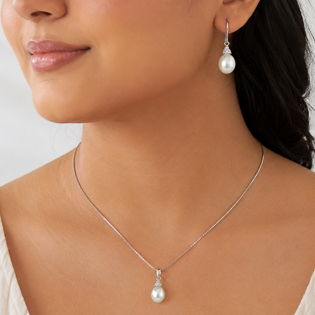 Moonlit Pearl Pendant Set