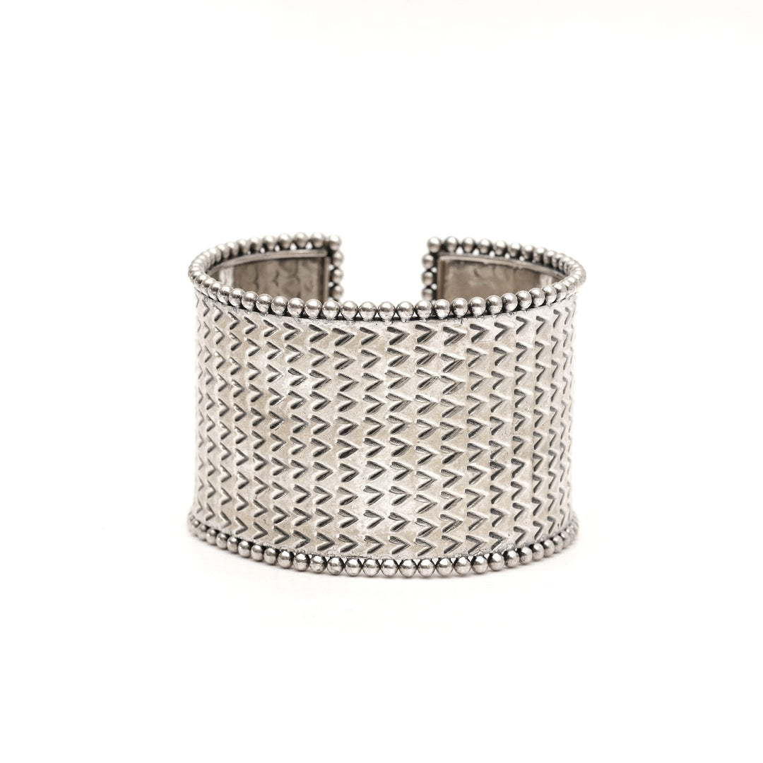 WOVEN SILVER WRISTLET