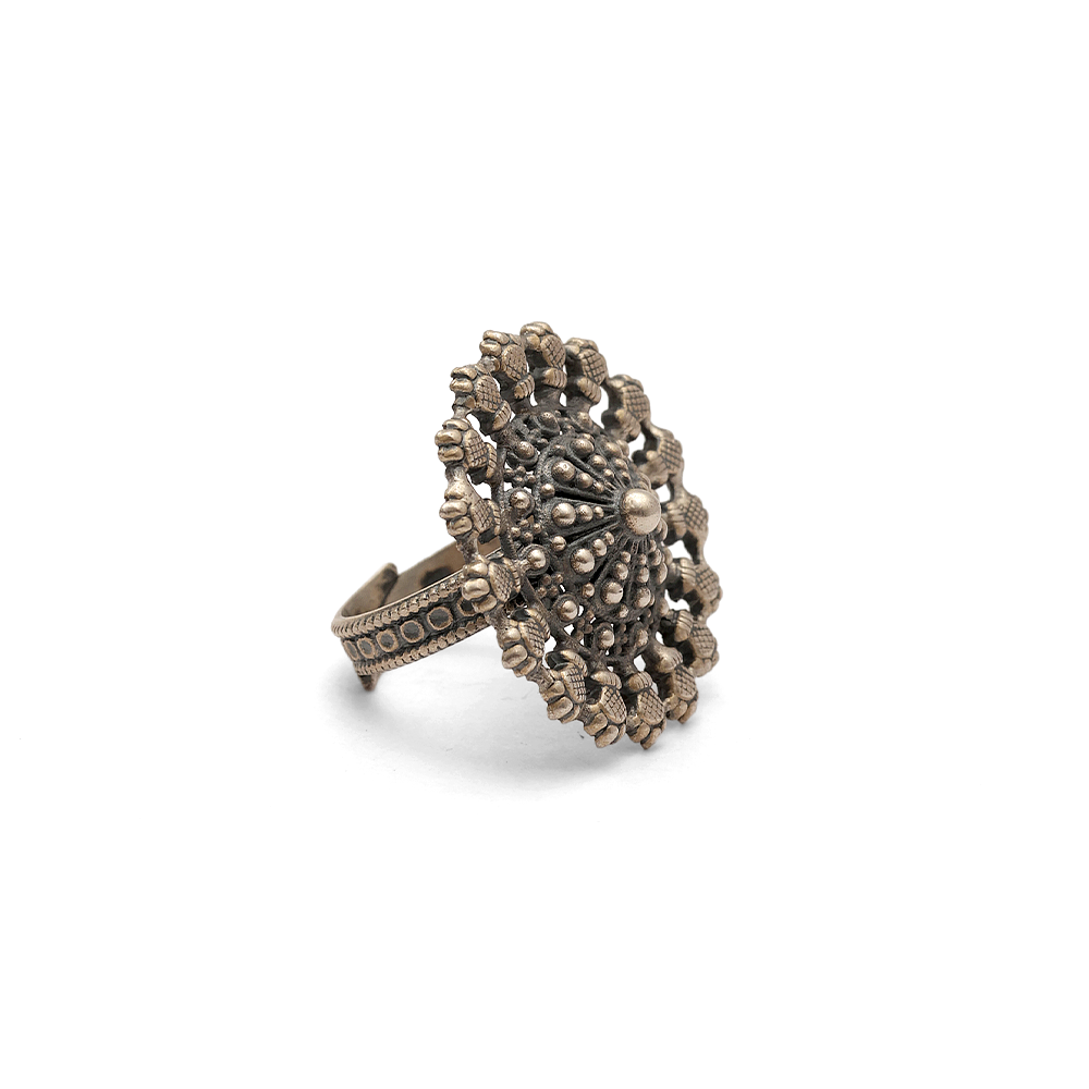 BOHEMIAN KNOT