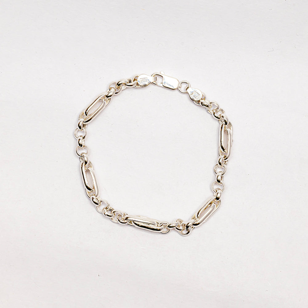 LINK FLOW BRACELET
