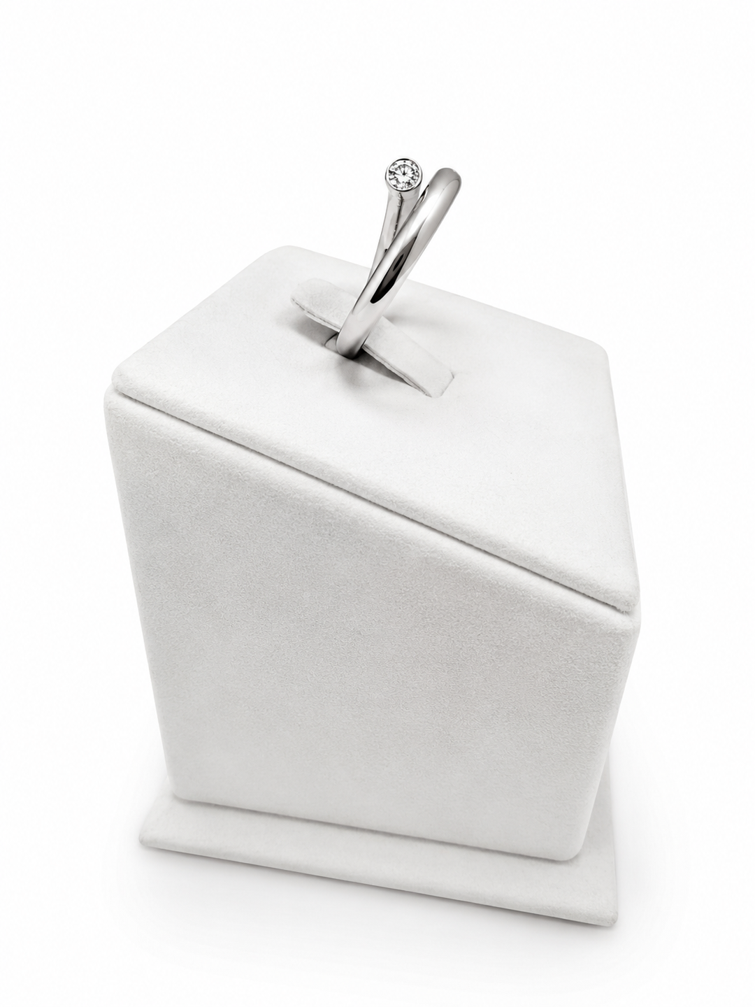 Lune Crossover Ring