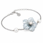 Load image into Gallery viewer, Serene Bloom Pearl &amp; Carved Flower Bracelet
