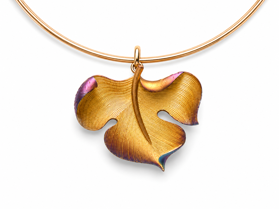 Verdant Muse Pendant Set