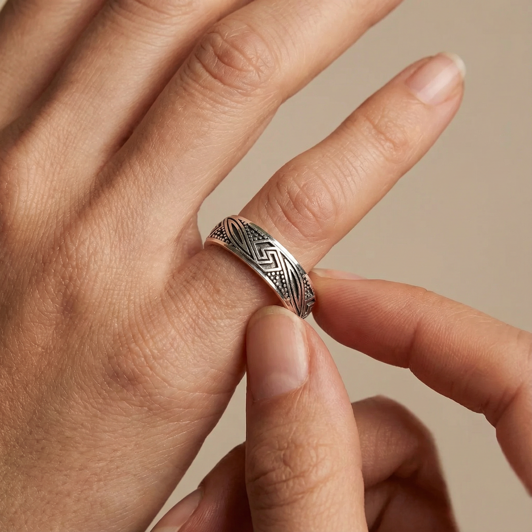 URBAN GLYPH RING